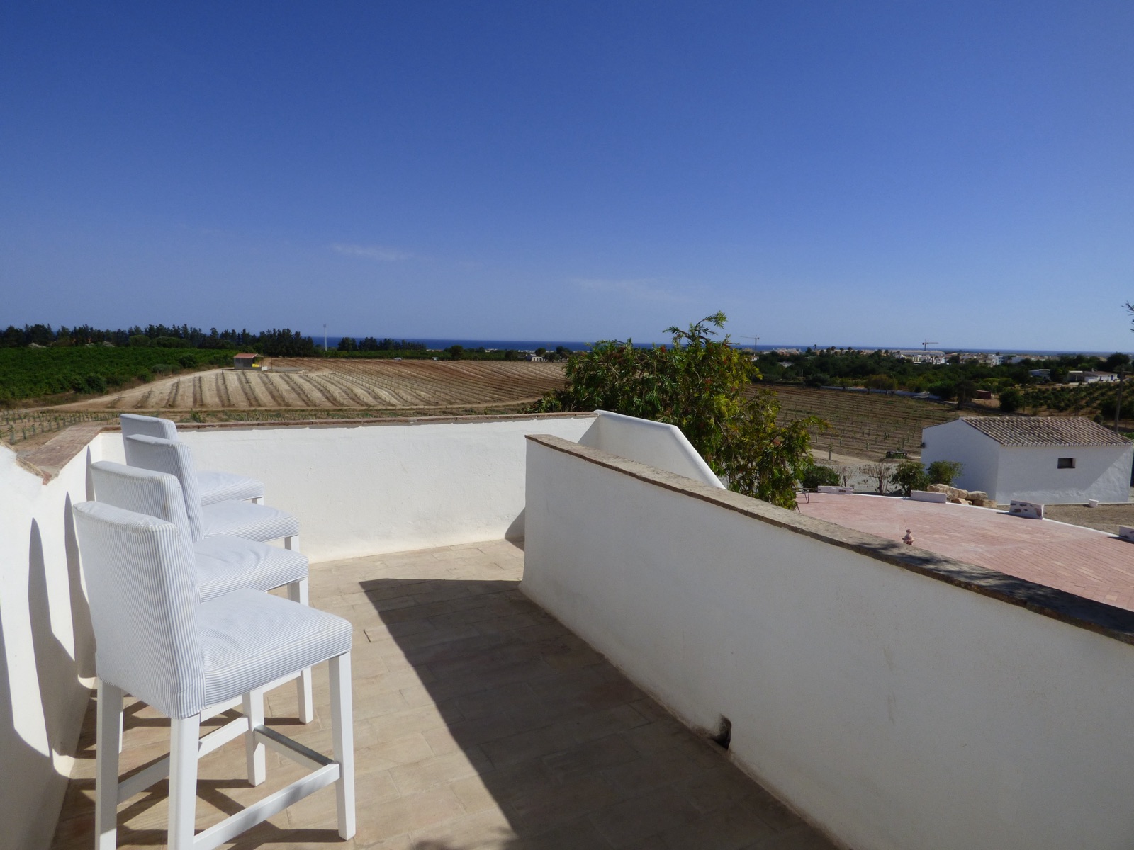 terraço ao poente com vista para a ria